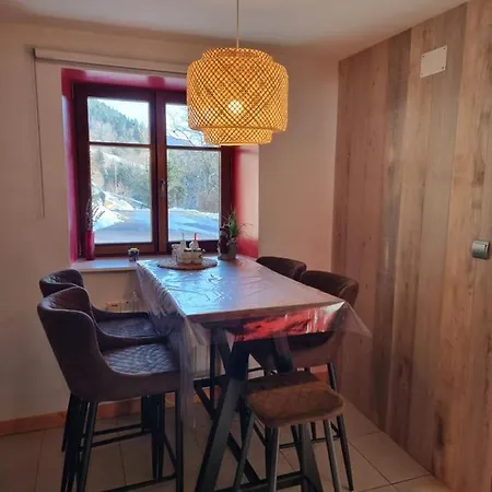 Liam Apartment